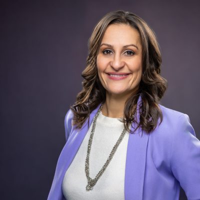 Katia's Headshot
